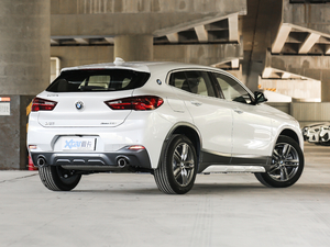 2021sDrive25i IMԽҰb w^