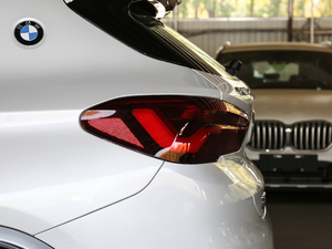 2021sDrive25i I(lng)MԽҰb (x)(ji)^