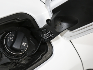 2021sDrive25i I(lng)MԽҰb (x)(ji)^