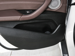 2021sDrive25i I(lng)MԽҰb g