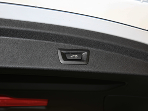 2021sDrive25i IMԽҰb g