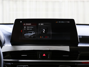 2021sDrive25i I(lng)MԽҰb п_@ʾ