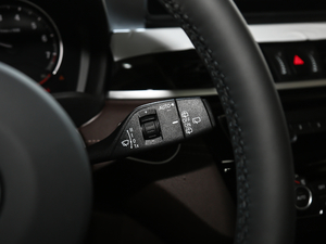 2021sDrive25i I(lng)MԽҰb п؅^(q)