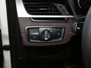 2021sDrive25i I(lng)MԽҰb п؅^(q)