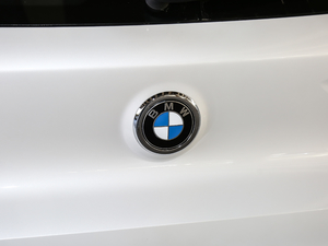 2021sDrive25i MԽҰb ^