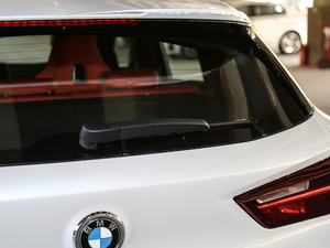 2021sDrive25i MԽҰb ^