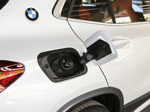 2021sDrive25i MԽҰb w