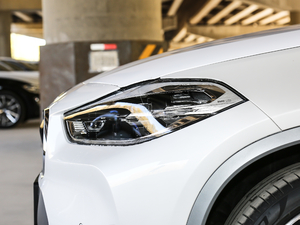 2021sDrive25i MԽҰb ^