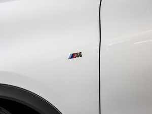 2021sDrive25i MԽҰb ^