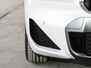 2021sDrive25i MԽҰb ^