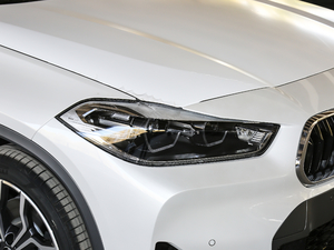 2021sDrive25i MԽҰb ^