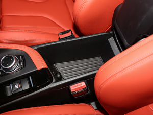 2021sDrive25i MԽҰb g