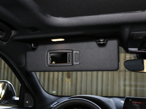 2021sDrive25i MԽҰb g