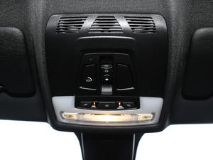 2021sDrive25i MԽҰb g