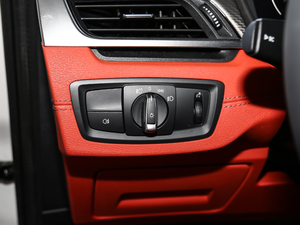 2021sDrive25i MԽҰb п؅^(q)