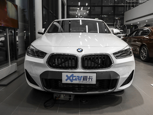 2021款xDrive25i M越野套装 正前