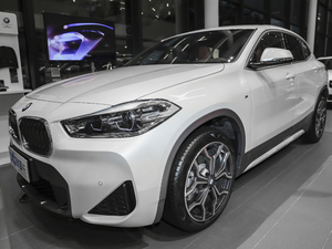 2021xDrive25i MԽҰb w^