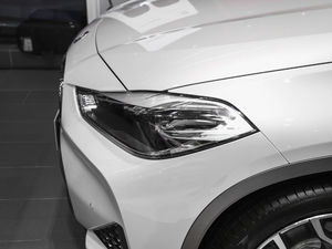 2021xDrive25i MԽҰb ^