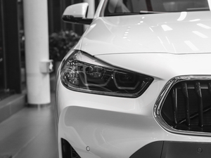 2021xDrive25i MԽҰb ^