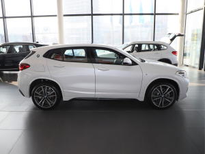 2021款xDrive25i M运动套装 正侧（左）