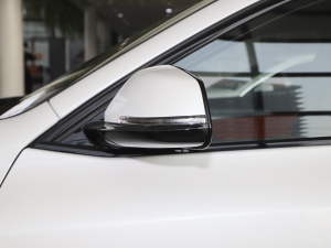 2021xDrive25i M\(yn)b (x)(ji)^