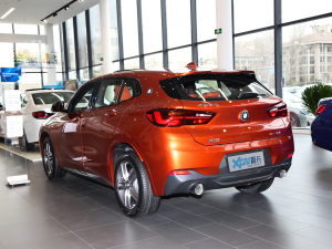 2021sDrive25i IM\b 45