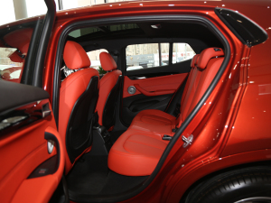 2021sDrive25i I(lng)M\(yn)(dng)b ſg