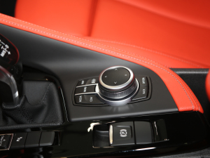 2021sDrive25i IM\b п؅^