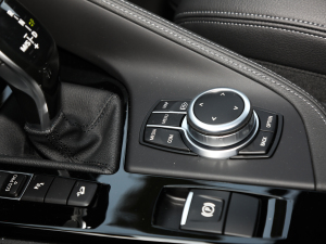 2021xDrive25i M\(yn)b п؅^(q)