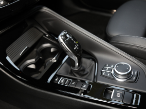 2021xDrive25i M\(yn)b п؅^(q)