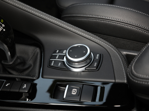 2021xDrive25i M\(yn)b п؅^(q)