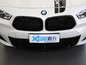 2021款sDrive25i 曜夜版 中网