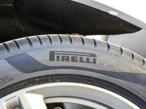 2021sDrive25i M\(yn)(dng)b (x)(ji)^