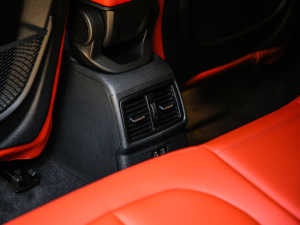 2021sDrive25i M\(yn)(dng)b g