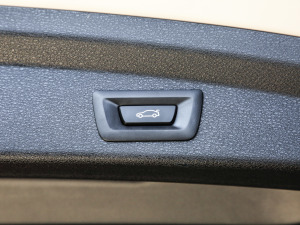 2021sDrive25i M\(yn)(dng)b g