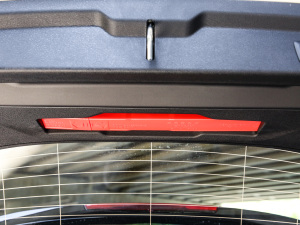 2021sDrive25i M\(yn)(dng)b g