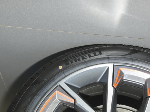 2021sDrive25i hâ ݆̥Ʒ