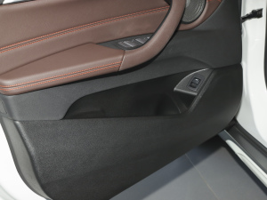 2021sDrive25i hâ ǰTg