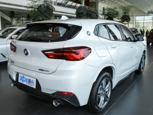 2021款改款 sDrive25i M运动套装 右后45度