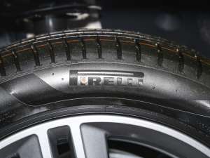 2021Ŀ sDrive25i M\(yn)(dng)b ݆̥Ʒ