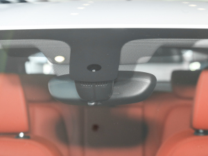 2021Ŀ sDrive25i M\(yn)b (x)(ji)^