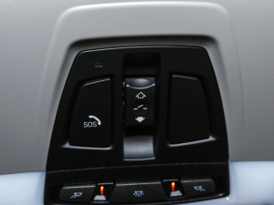 2021Ŀ sDrive25i M\b п؅^