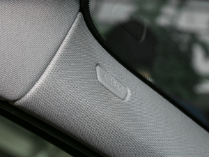 2021Ŀ sDrive25i M\b п؅^(q)