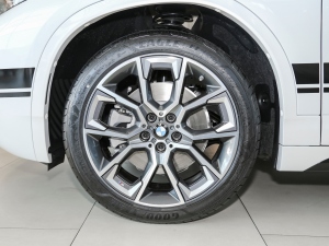 2021款改款 xDrive25i 曜夜版 轮圈