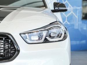 2021Ŀ xDrive25i ҹ ^