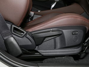 2021Ŀ xDrive25i ҹ g