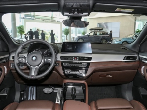 2021Ŀ xDrive25i ҹ п_