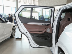 2021Ŀ xDrive25i ҹ ܇T