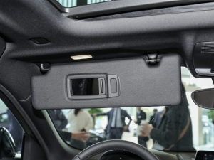 2021Ŀ xDrive25i ҹ ꖰ壨