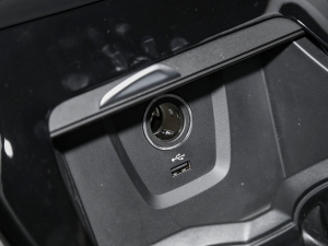 2021Ŀ xDrive25i ҹ п؅^